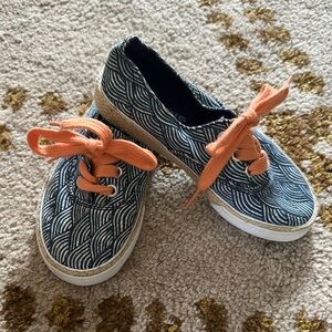 NEW genuine kids Oshkosh wave Patterned Canvas show with espadrille bottom 10